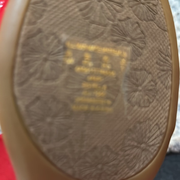 RED HEELS - Picture 4 of 7